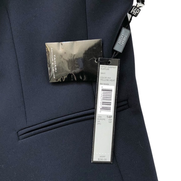 Tahari ASL Navy Blue Short Sleeve Skirt Suit with Pleat Detail Size 14P - Picture 15 of 16